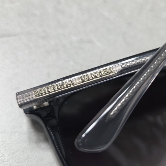 Black Bottega Veneta Women's Sunglasses - Picture 5 of 5